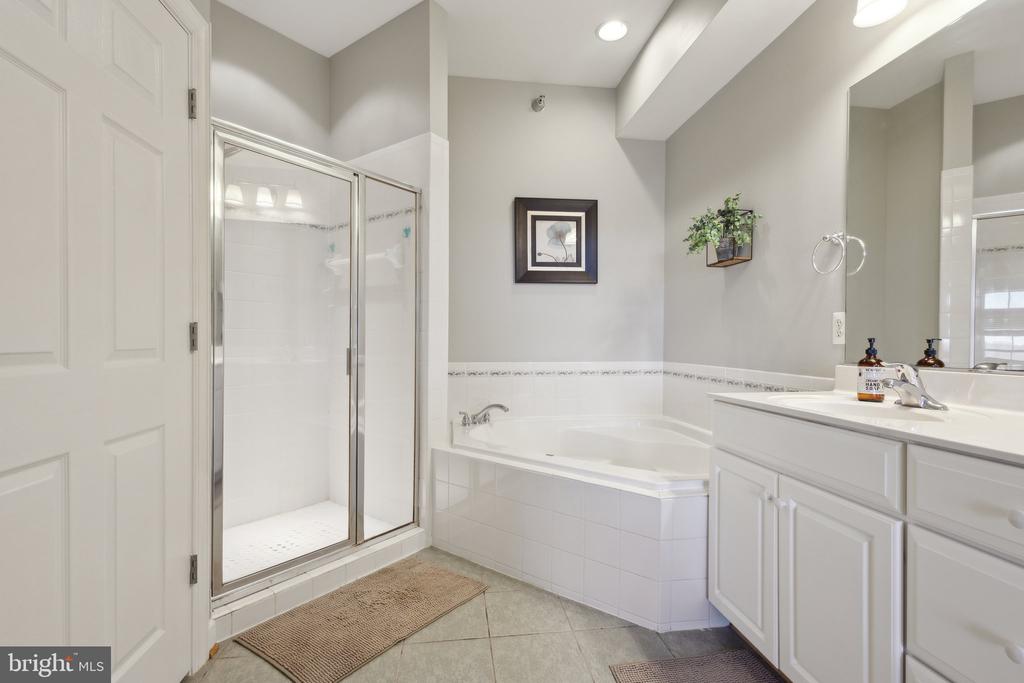 820 BELMONT BAY DRIVE Unit: 405