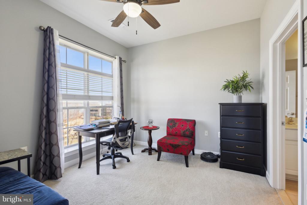 820 BELMONT BAY DRIVE Unit: 405