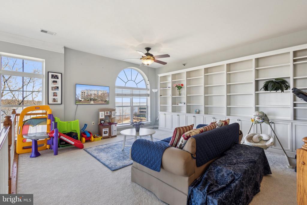 820 BELMONT BAY DRIVE Unit: 405