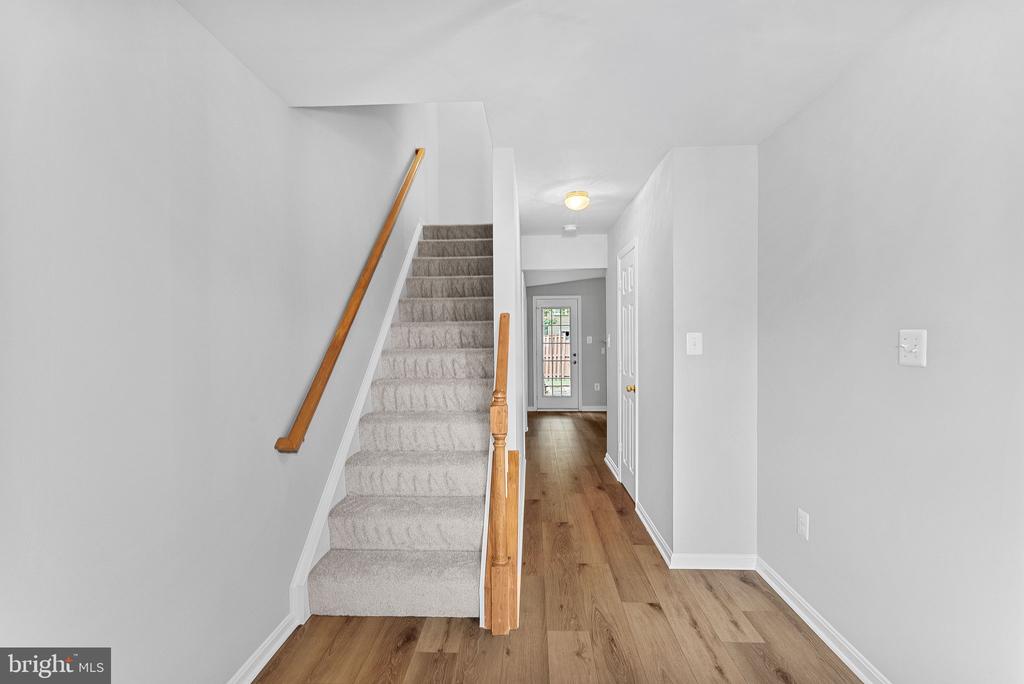 11054 CLOVERTREE COURT