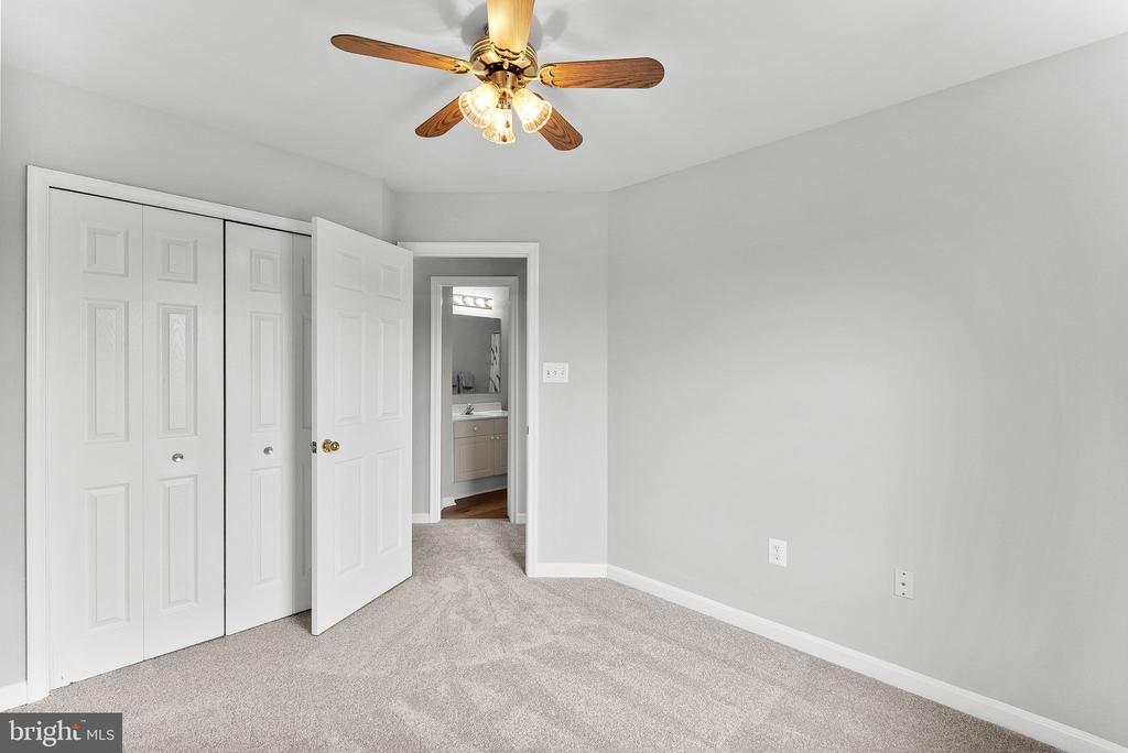 11054 CLOVERTREE COURT