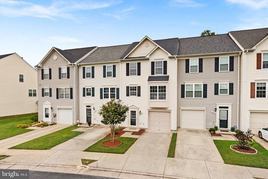 11054 CLOVERTREE COURT