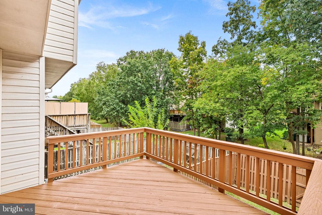 11054 CLOVERTREE COURT