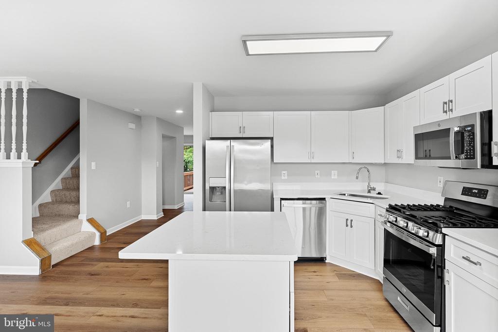 11054 CLOVERTREE COURT