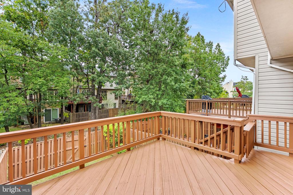 11054 CLOVERTREE COURT