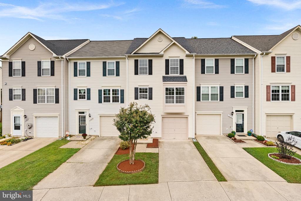11054 CLOVERTREE COURT
