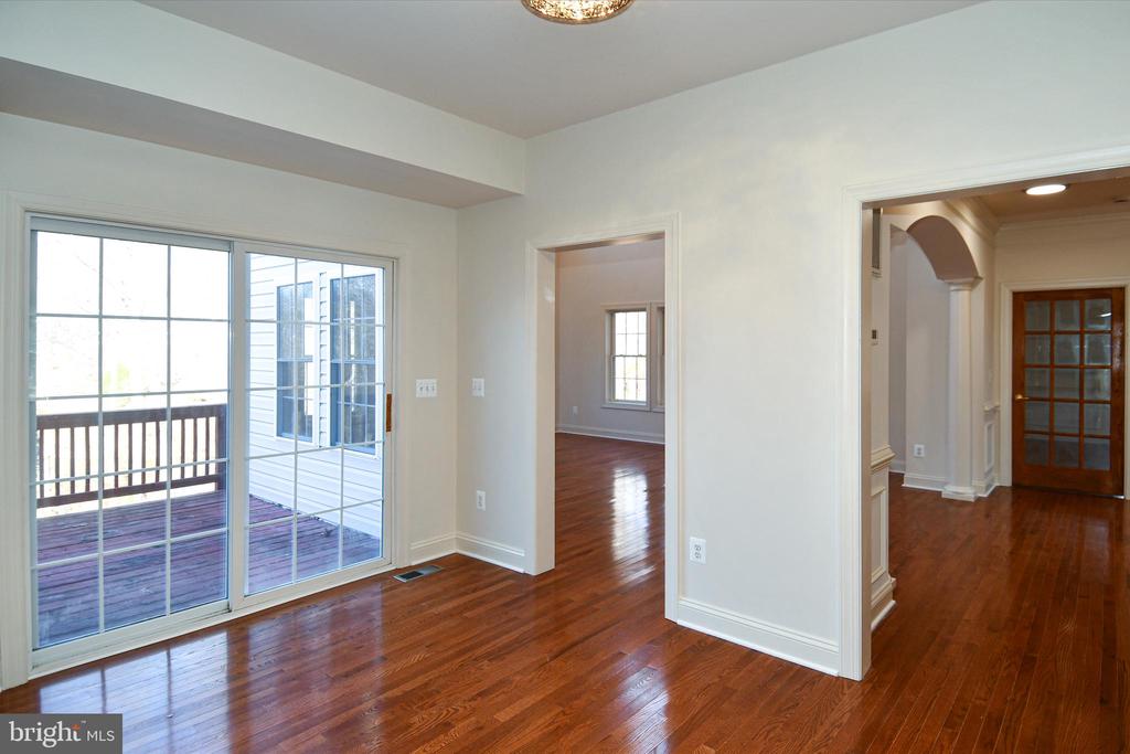 8368 HICKORY HOLLOW COURT