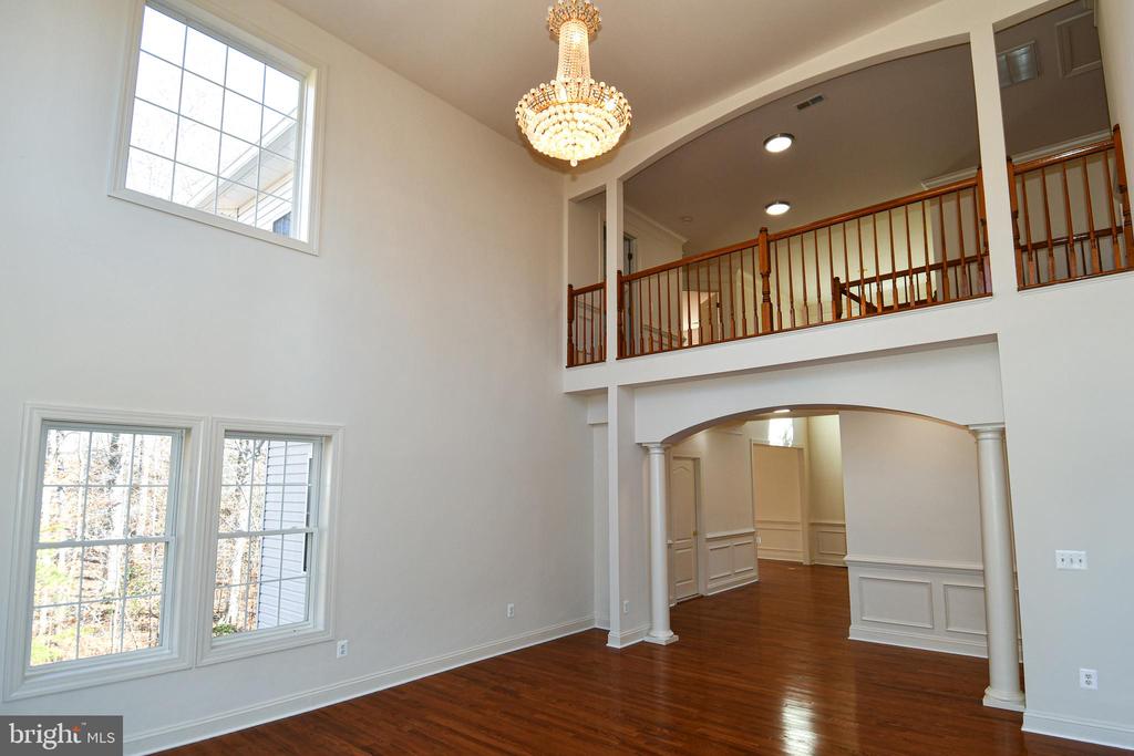 8368 HICKORY HOLLOW COURT