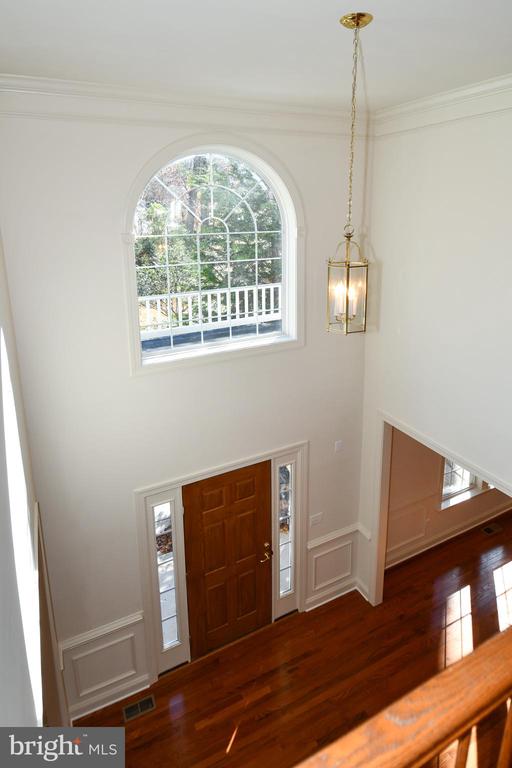 8368 HICKORY HOLLOW COURT