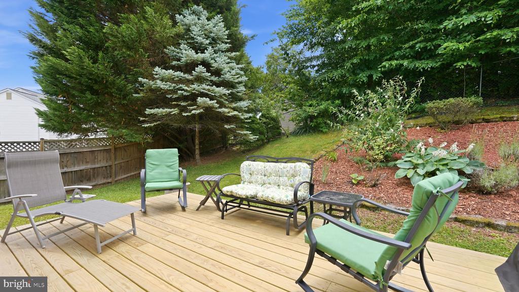 5717 RHODE ISLAND DRIVE