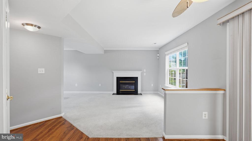 5717 RHODE ISLAND DRIVE