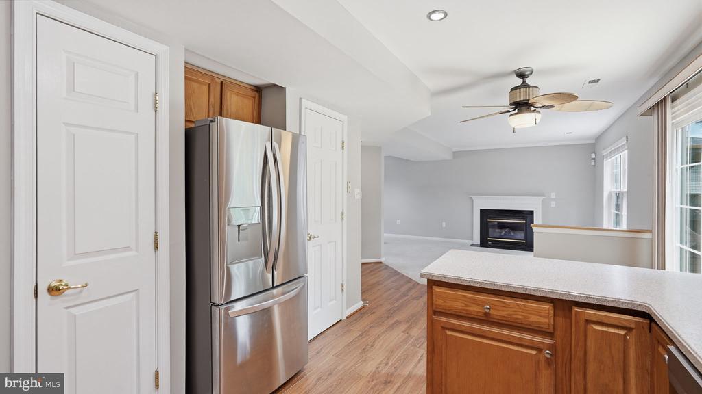 5717 RHODE ISLAND DRIVE