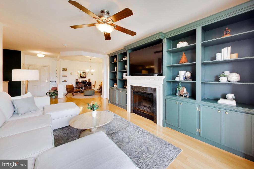 440 BELMONT BAY DRIVE Unit: 410