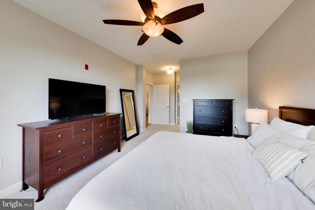 440 BELMONT BAY DRIVE Unit: 410