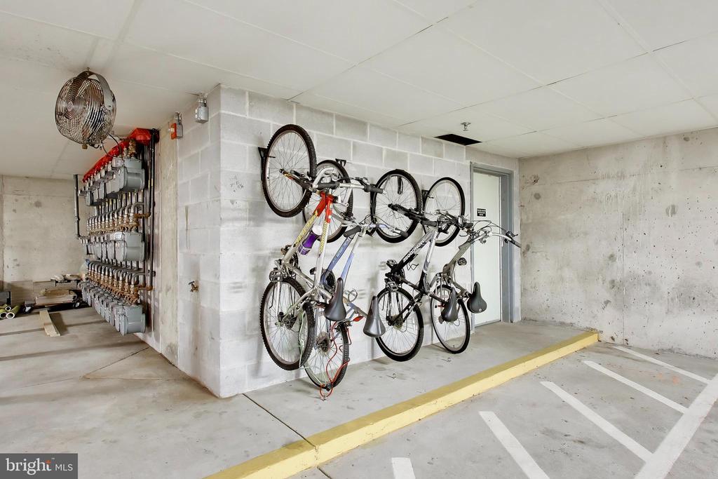 440 BELMONT BAY DRIVE Unit: 410