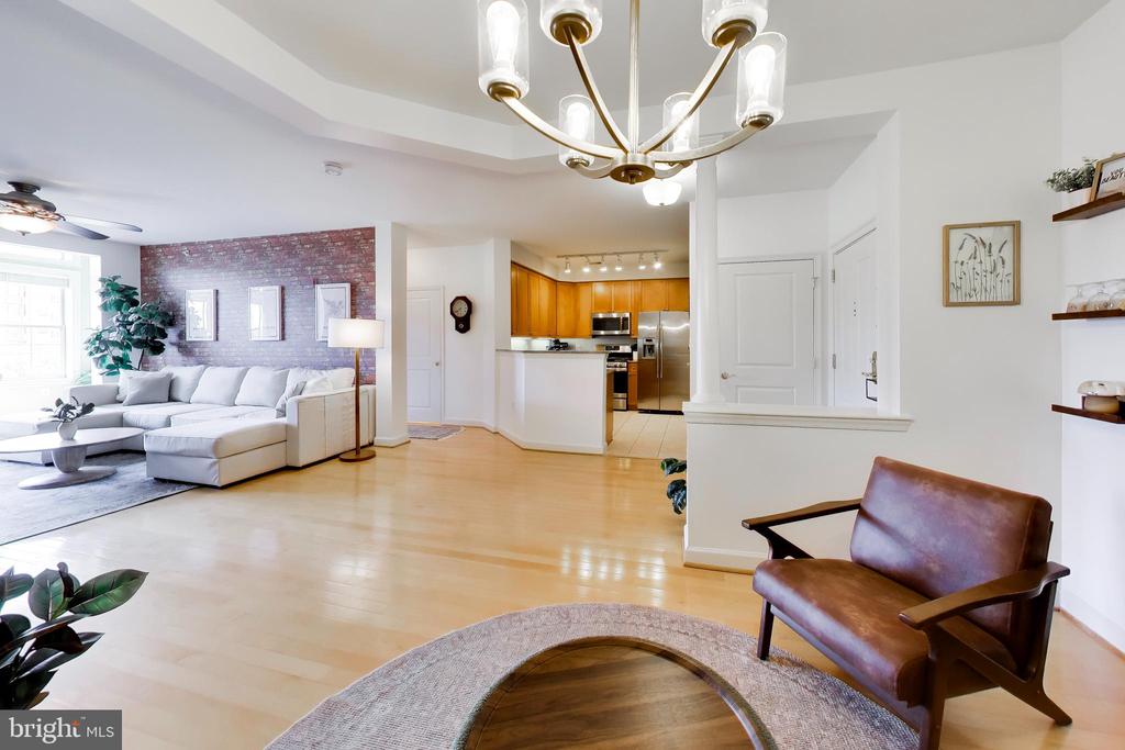 440 BELMONT BAY DRIVE Unit: 410