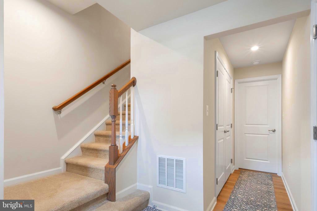 8801 STEVENSON LANE