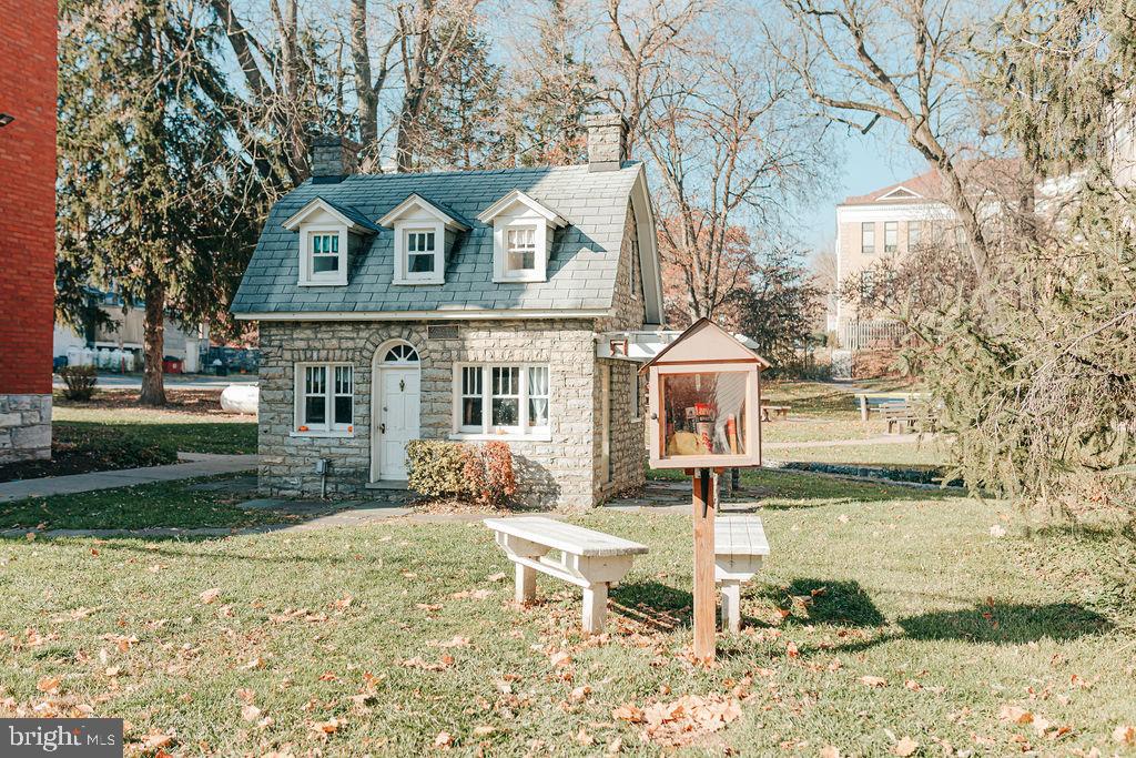 109 N PRINCESS STREET