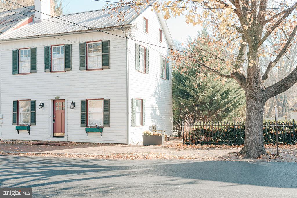 109 N PRINCESS STREET
