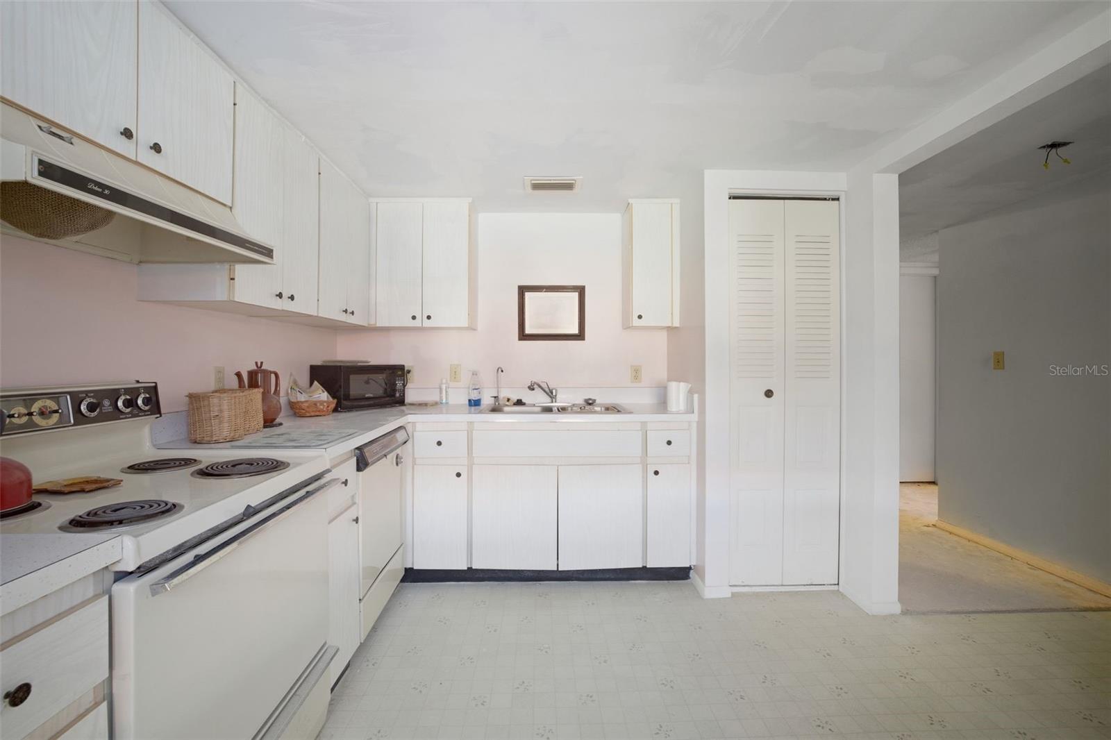 19029 US HIGHWAY 19 N #15A