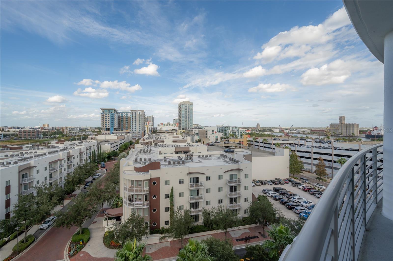 1209 E CUMBERLAND AVE #804