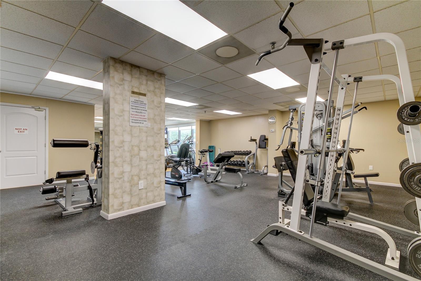 7050 SUNSET DR S #806