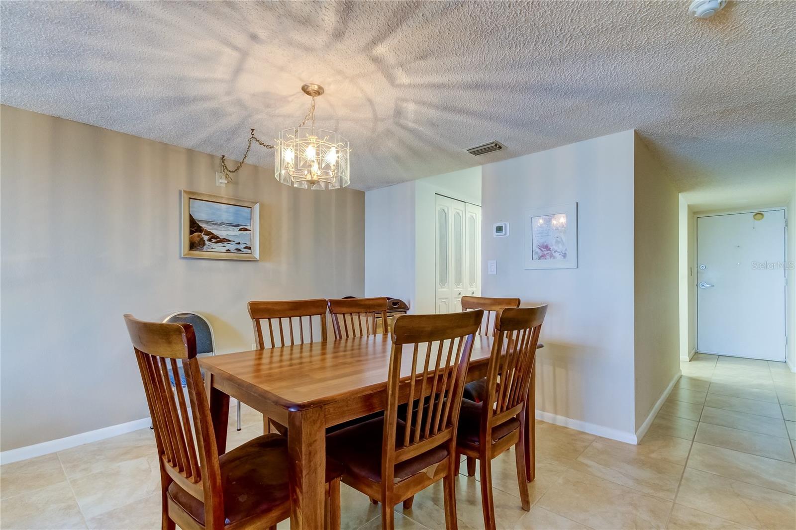 7050 SUNSET DR S #806