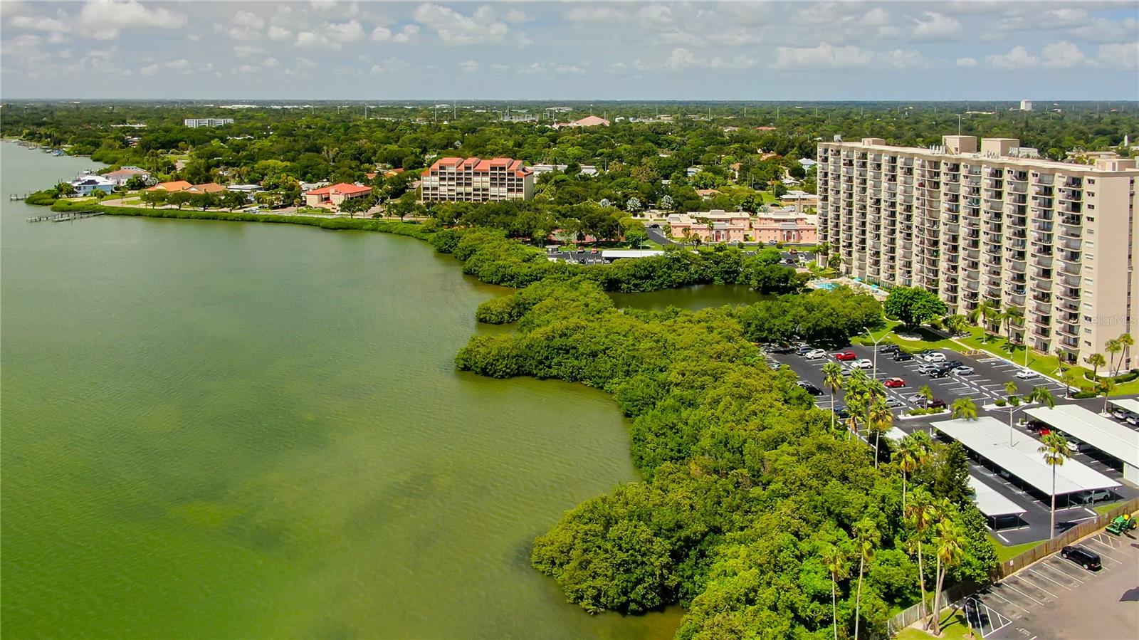 7050 SUNSET DR S #806