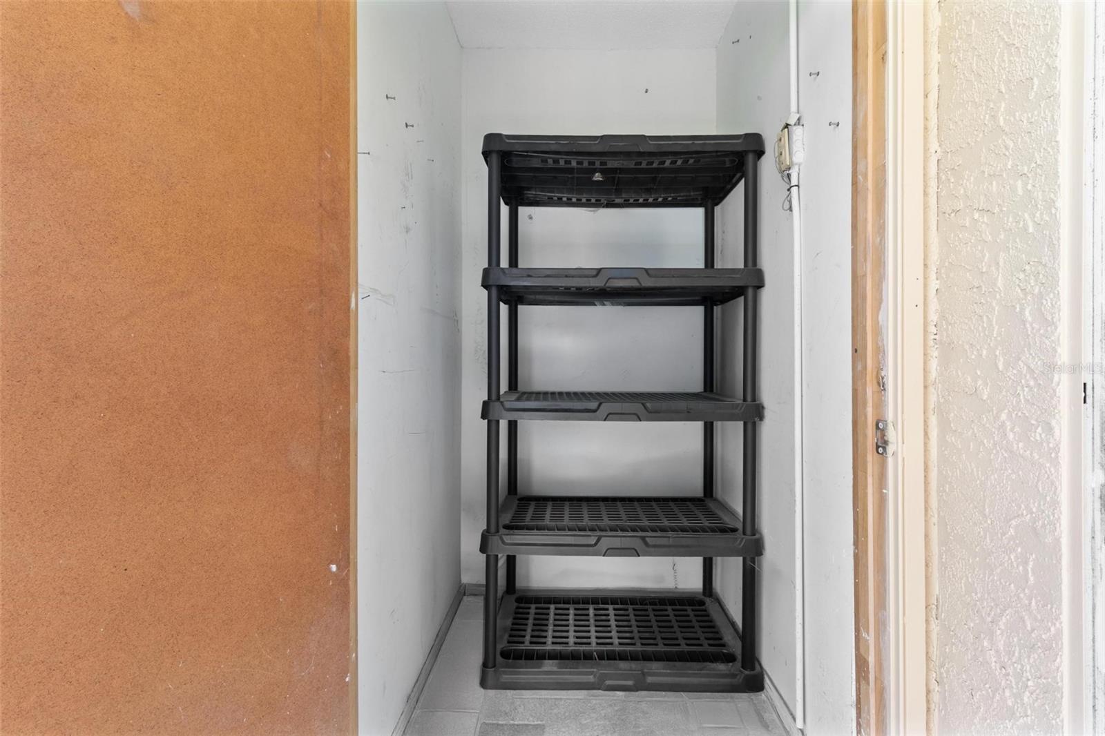 2400 FEATHER SOUND DR #214