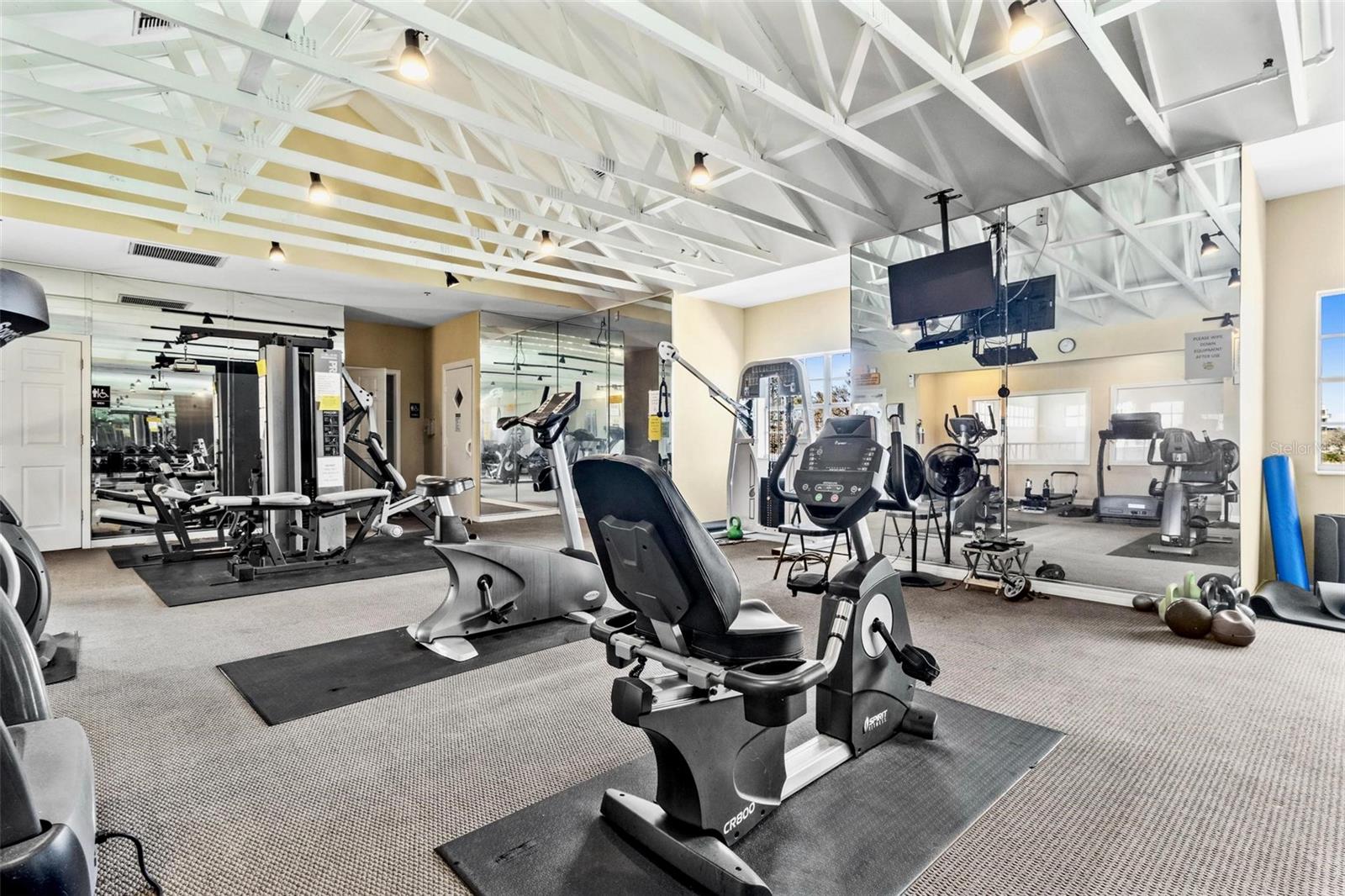 2400 FEATHER SOUND DR #214