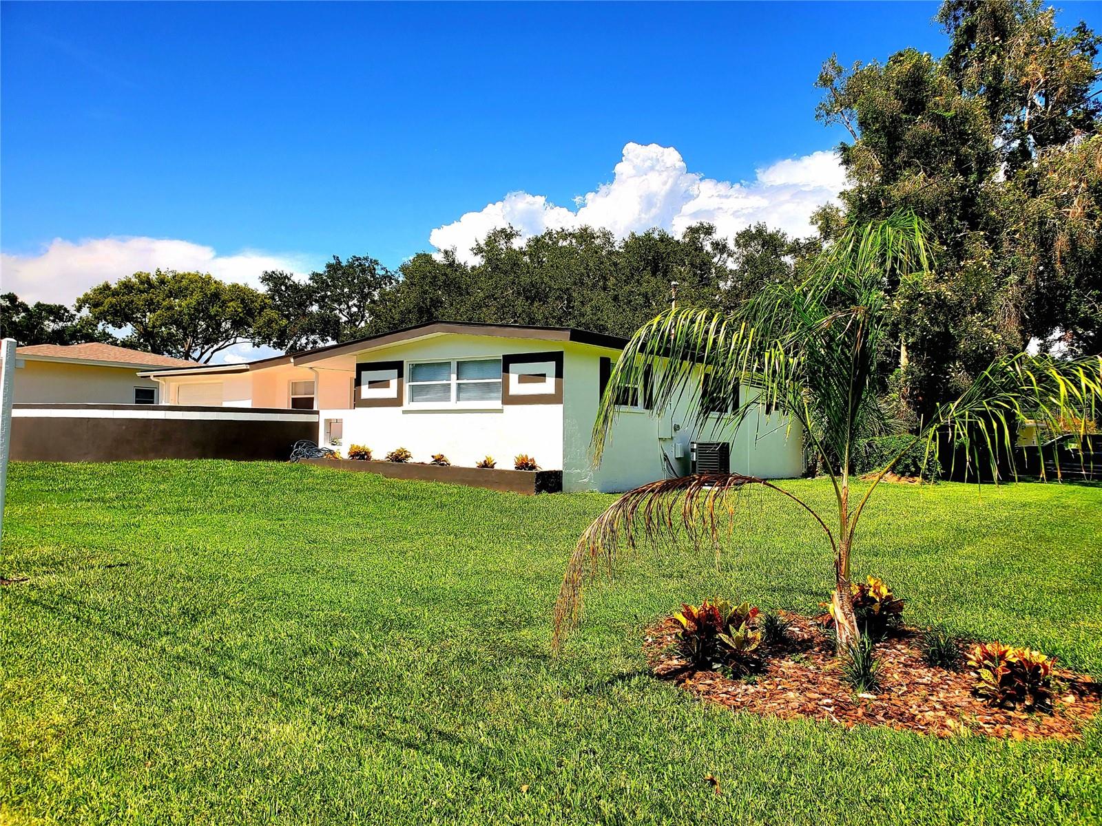 1373 FAIRFAX RD