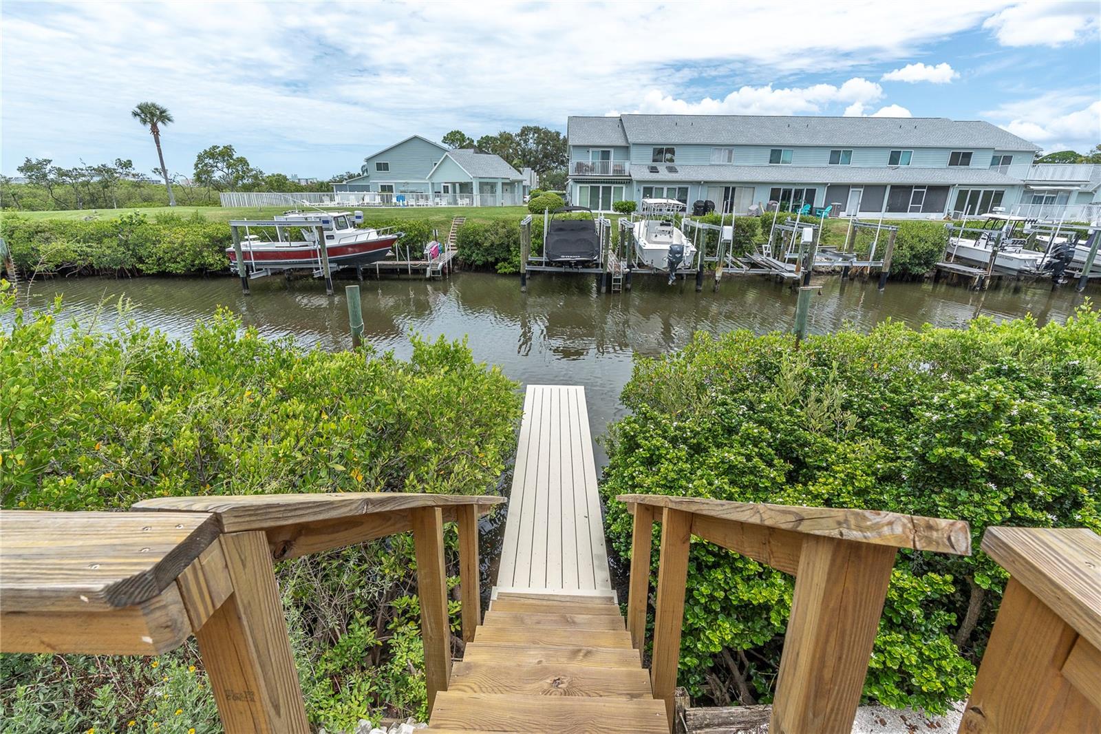 14623 LORIDAWN DR #11