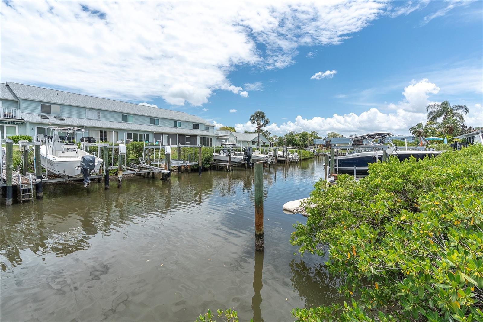 14623 LORIDAWN DR #11