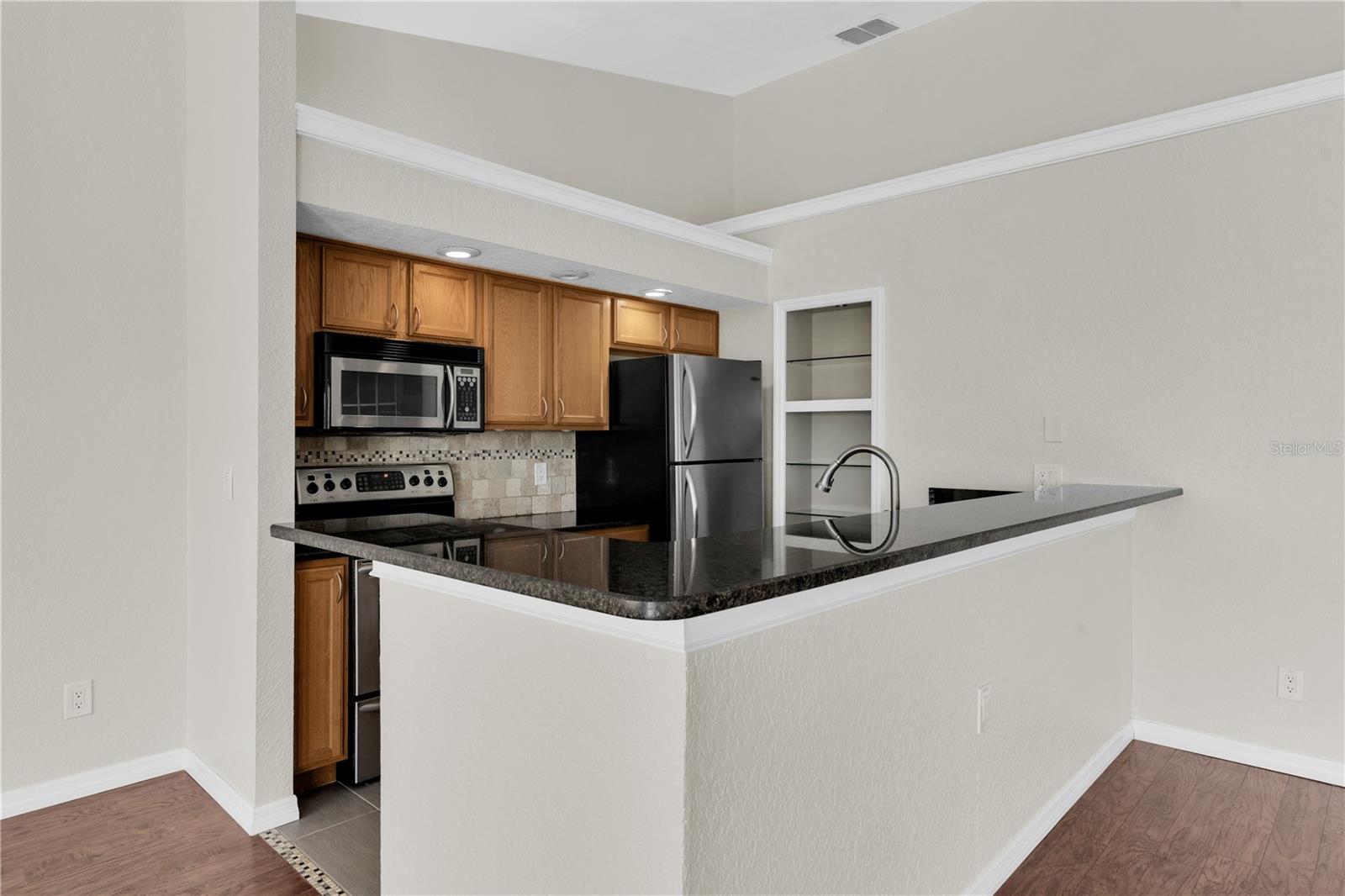 14623 LORIDAWN DR #11