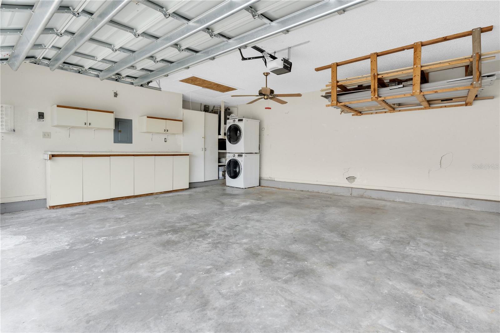 14623 LORIDAWN DR #11