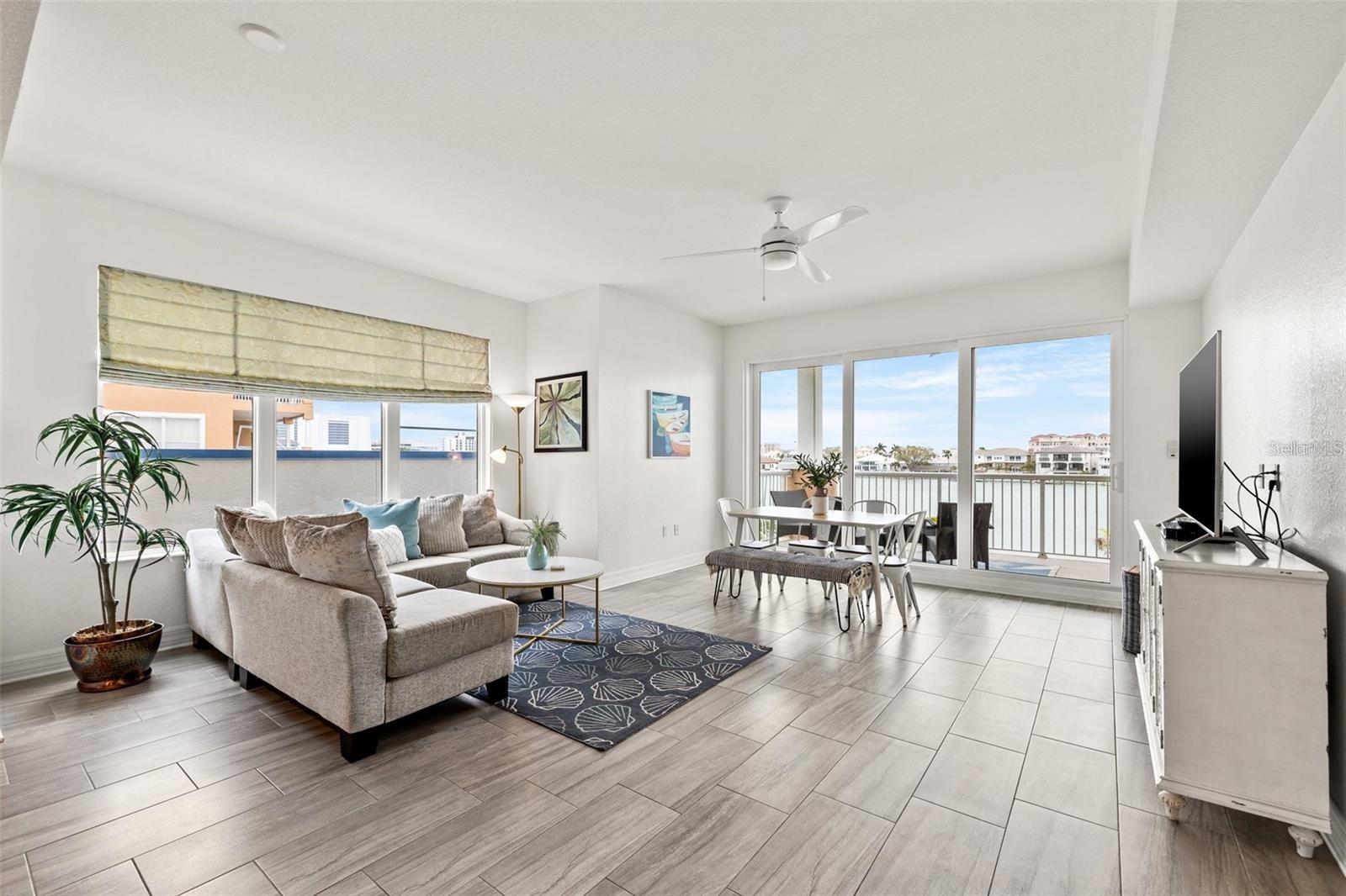 706 BAYWAY BLVD #301