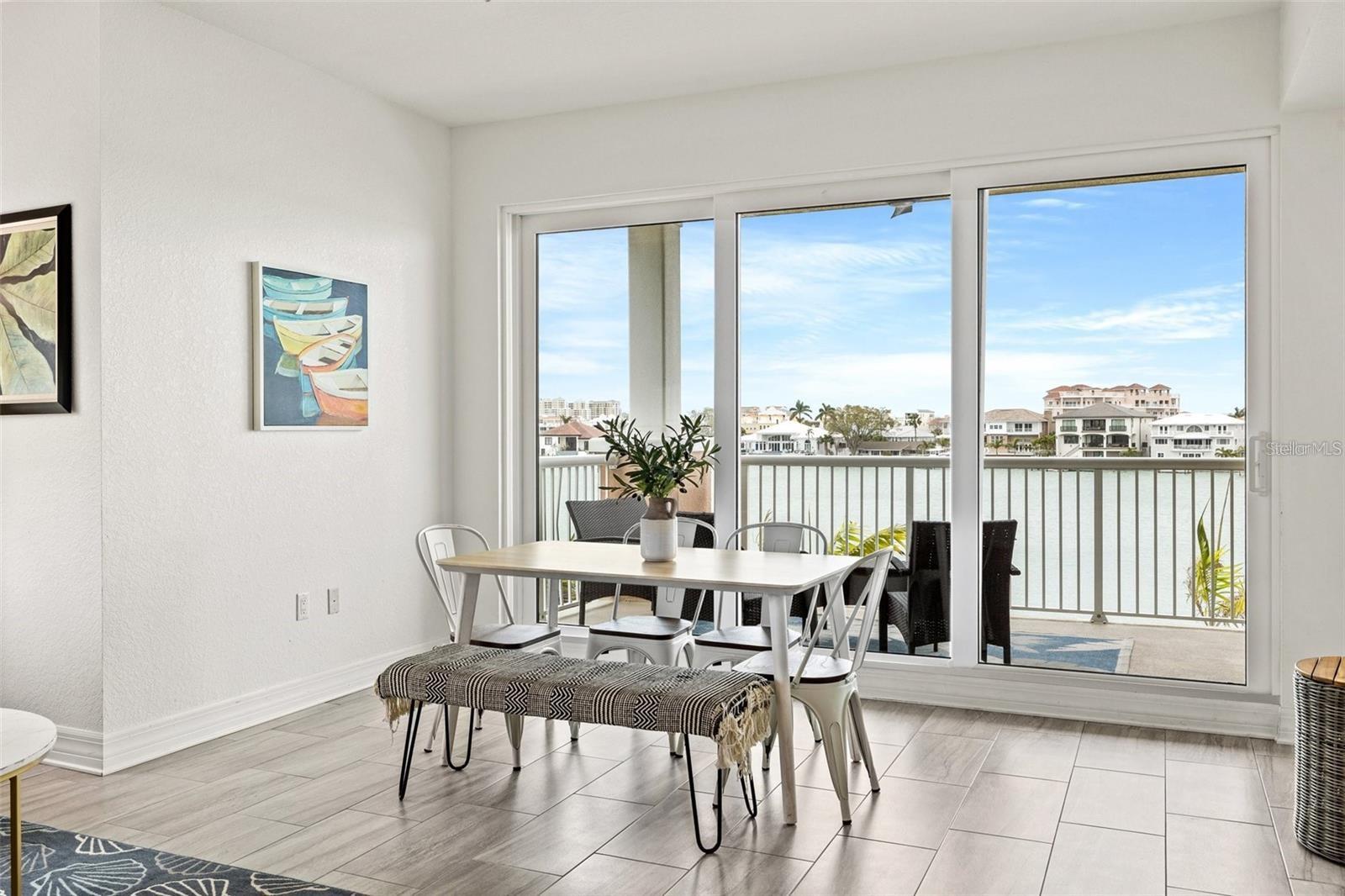 706 BAYWAY BLVD #301