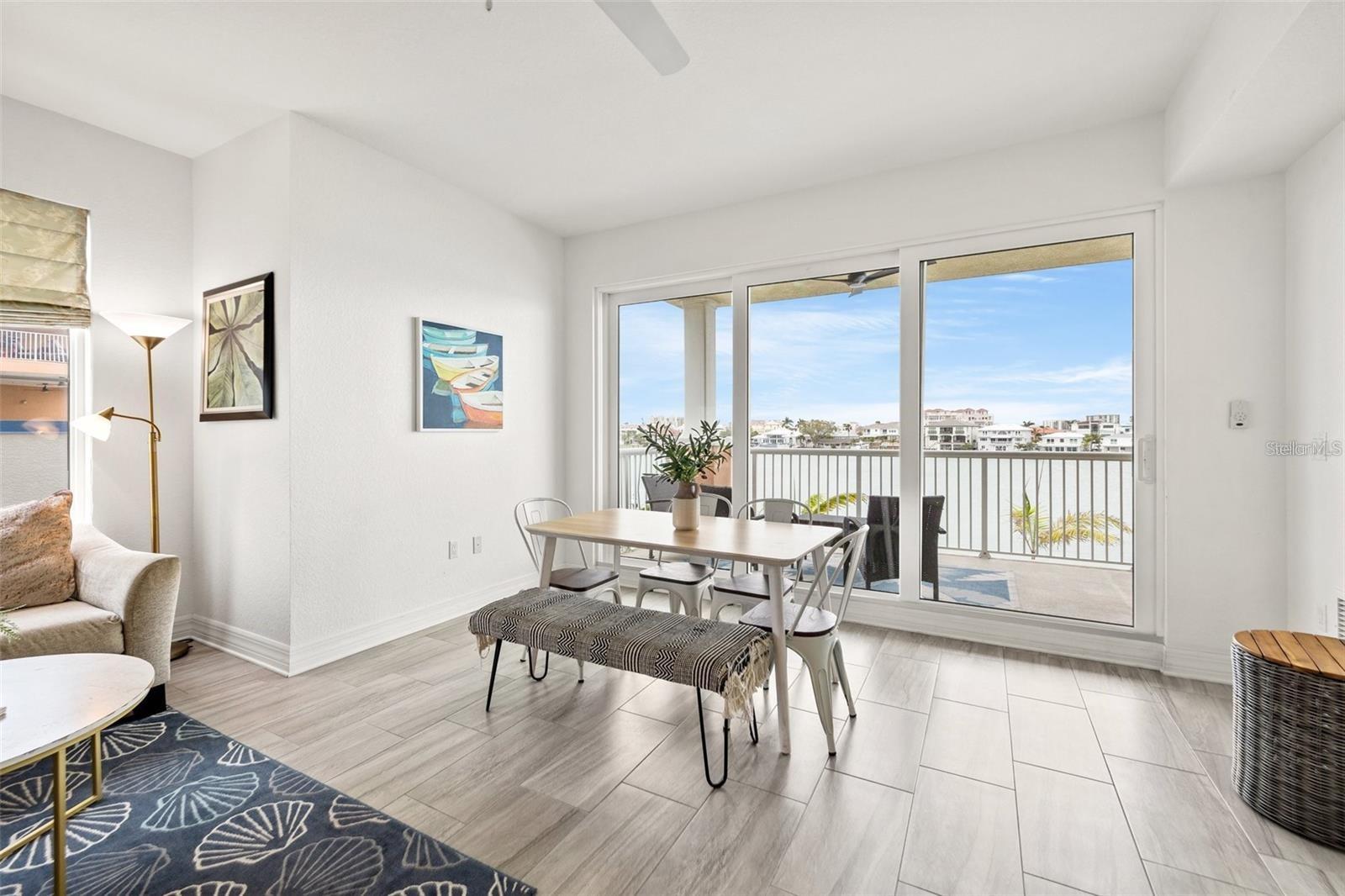 706 BAYWAY BLVD #301