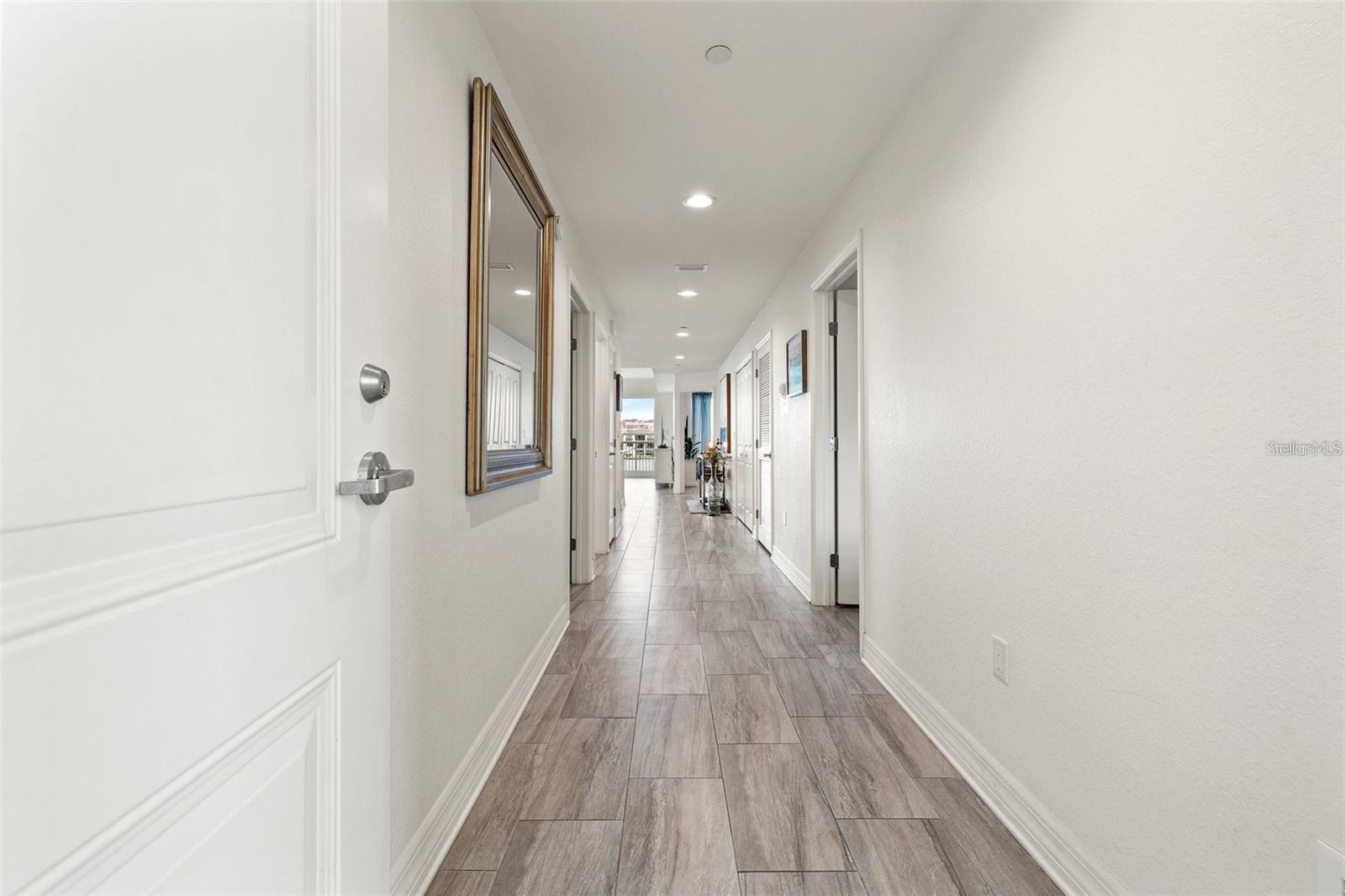706 BAYWAY BLVD #301