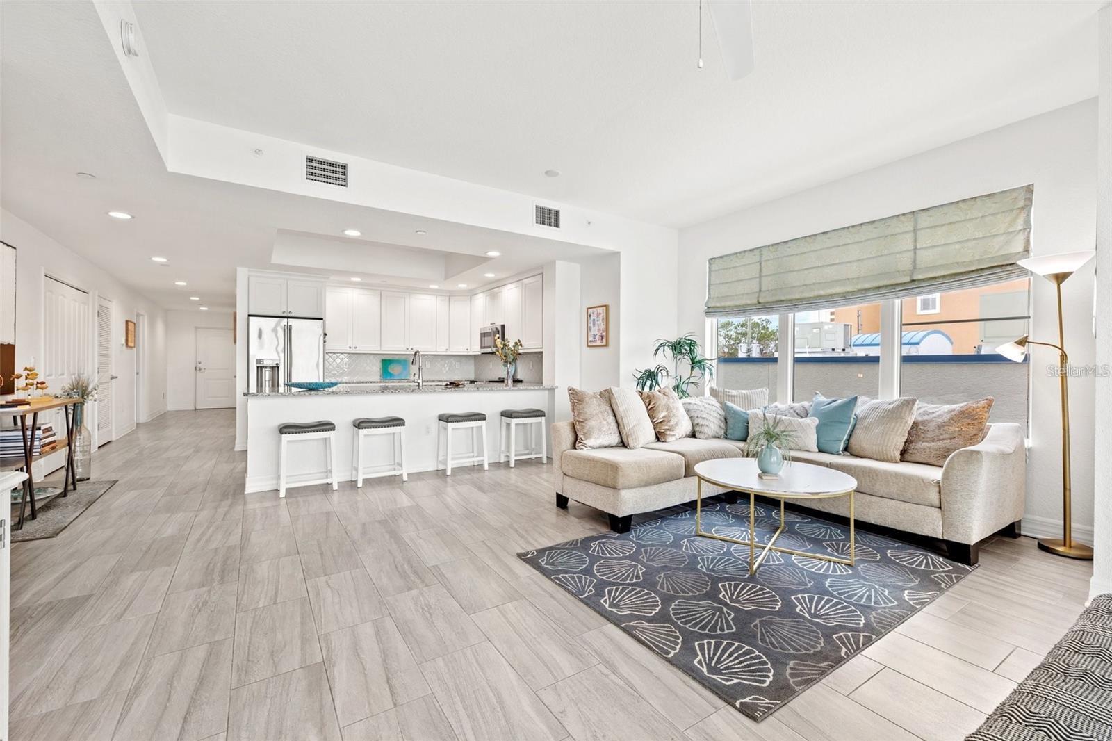 706 BAYWAY BLVD #301