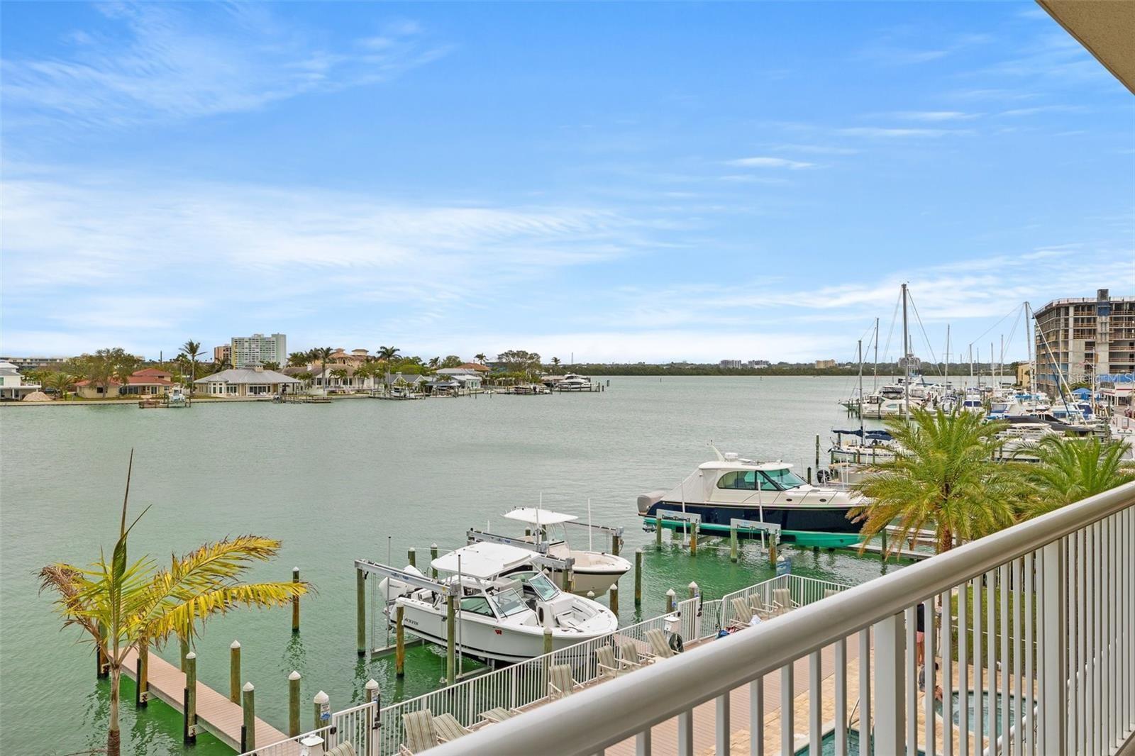 706 BAYWAY BLVD #301