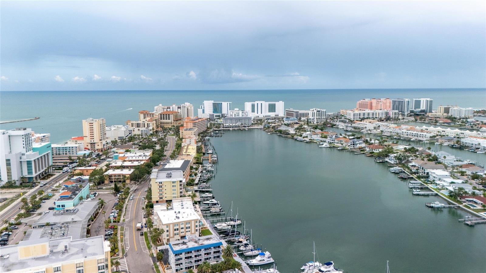 706 BAYWAY BLVD #301