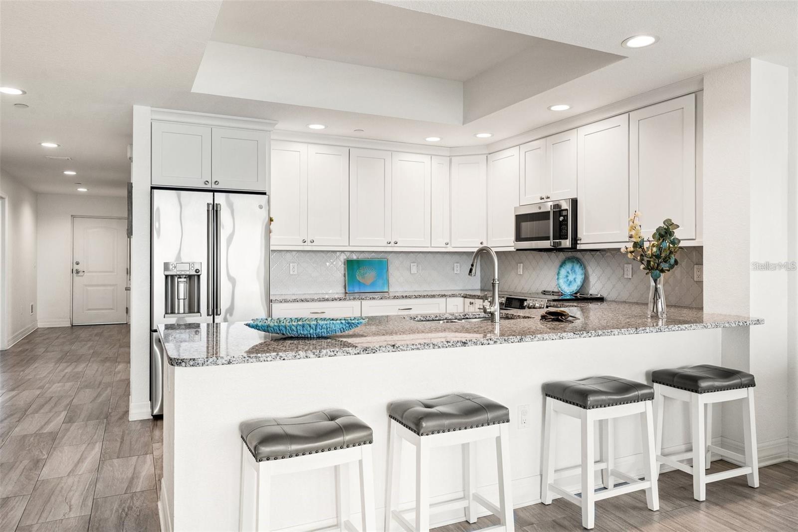 706 BAYWAY BLVD #301
