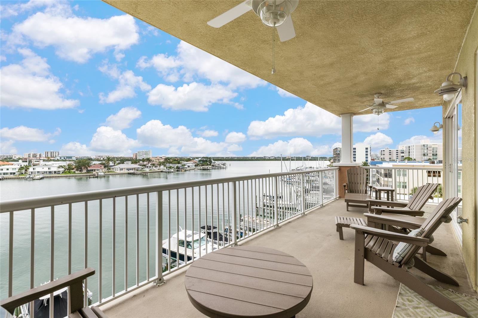 706 BAYWAY BLVD #301