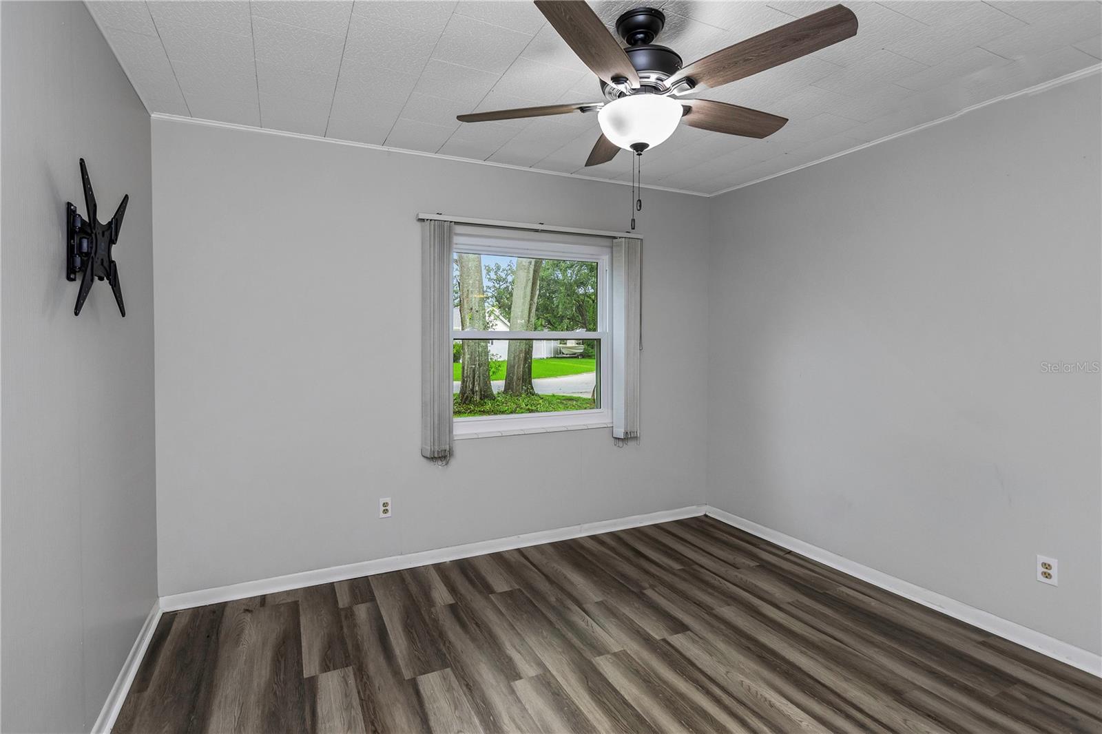 310 TERRACE DR