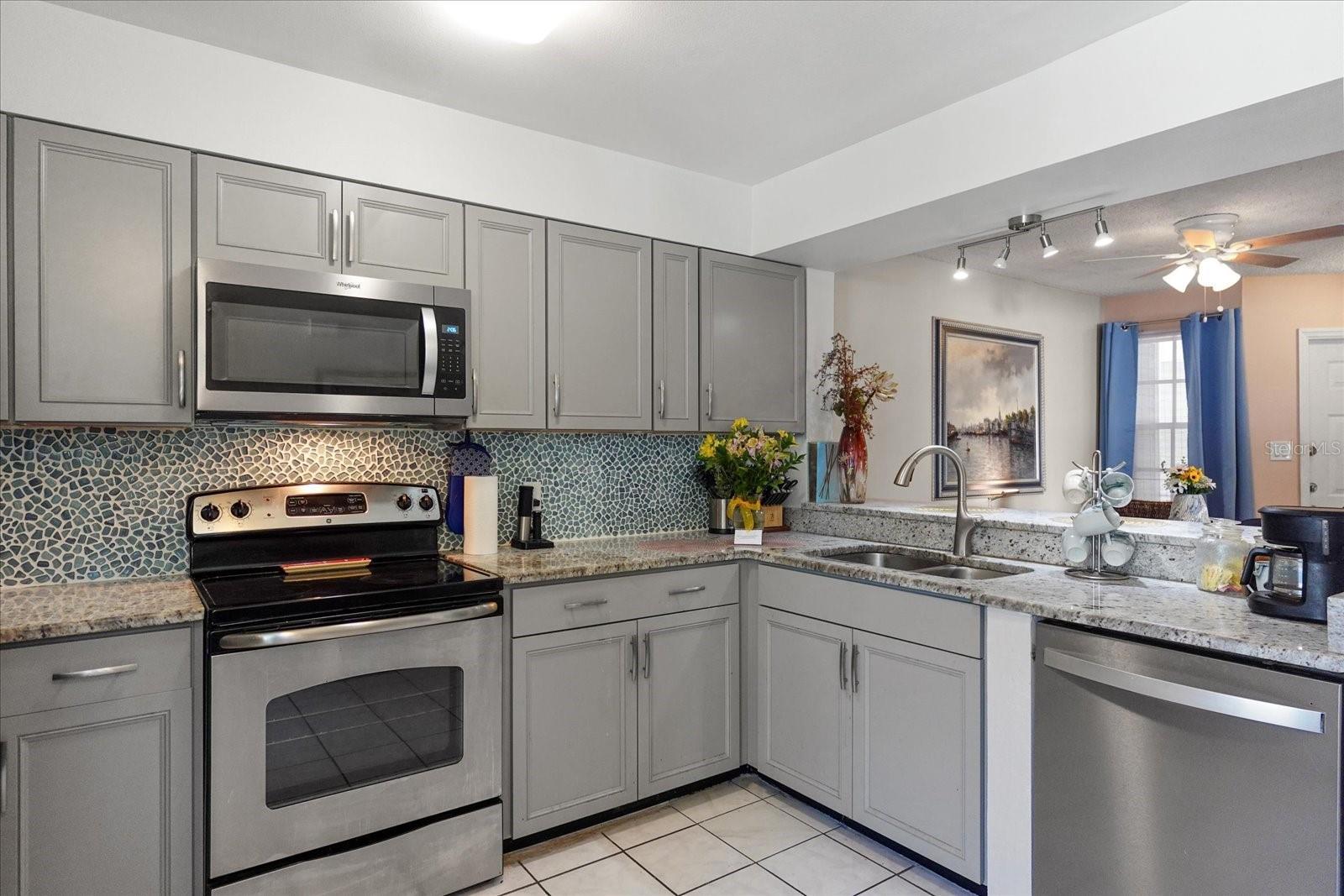 6826 STONES THROW CIR N #11206