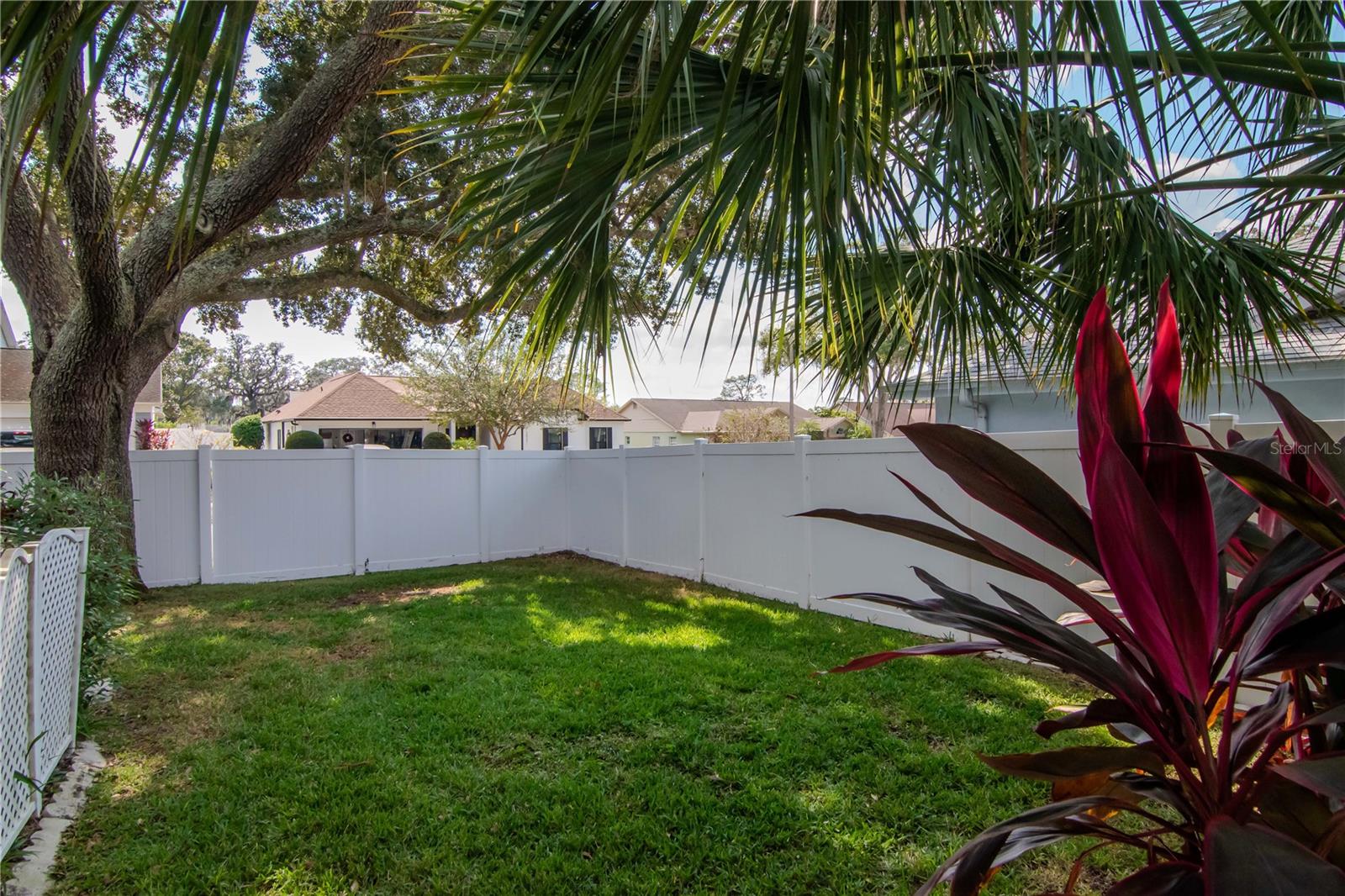 2634 GREEN VALLEY ST