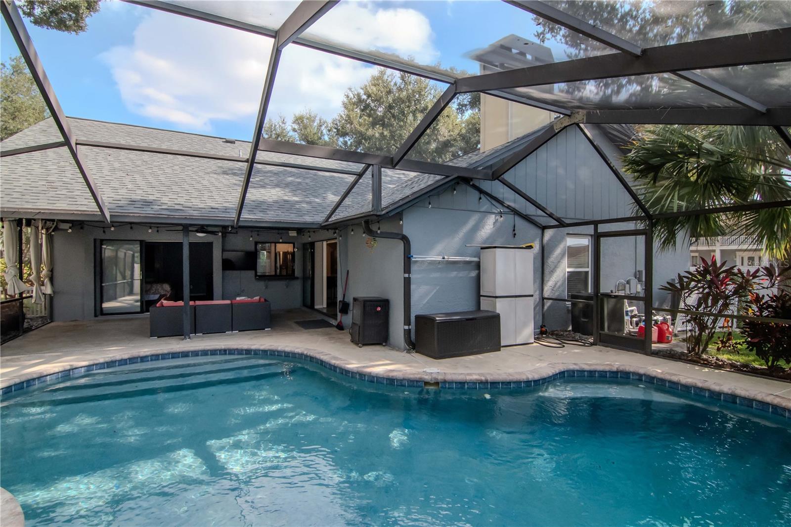 2634 GREEN VALLEY ST