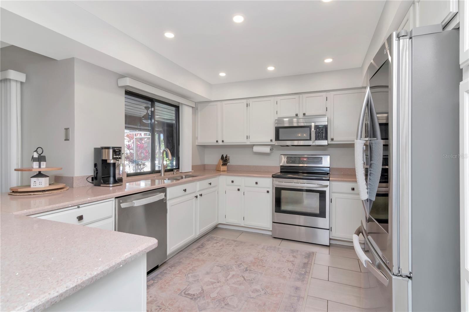 2634 GREEN VALLEY ST