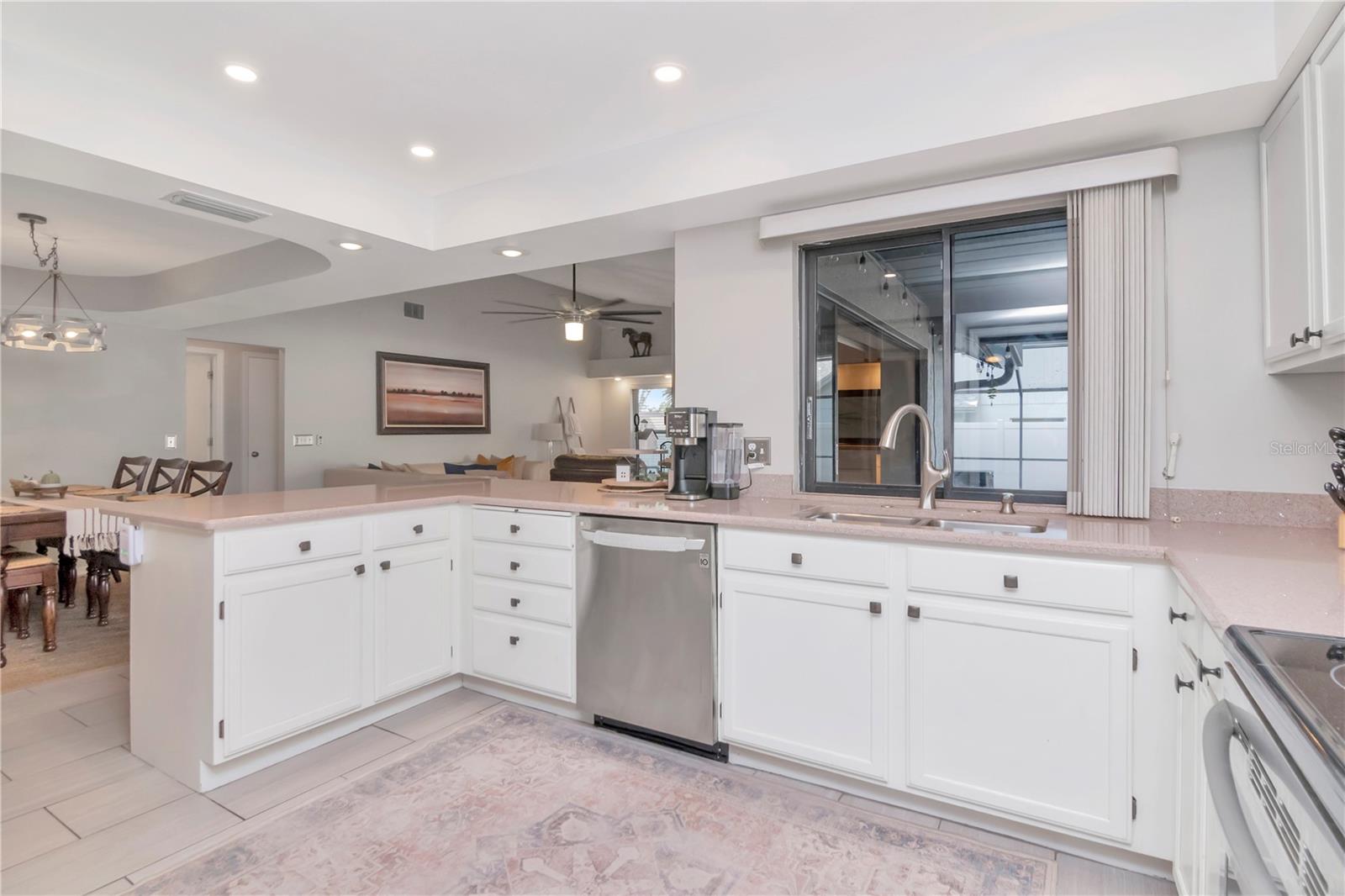 2634 GREEN VALLEY ST